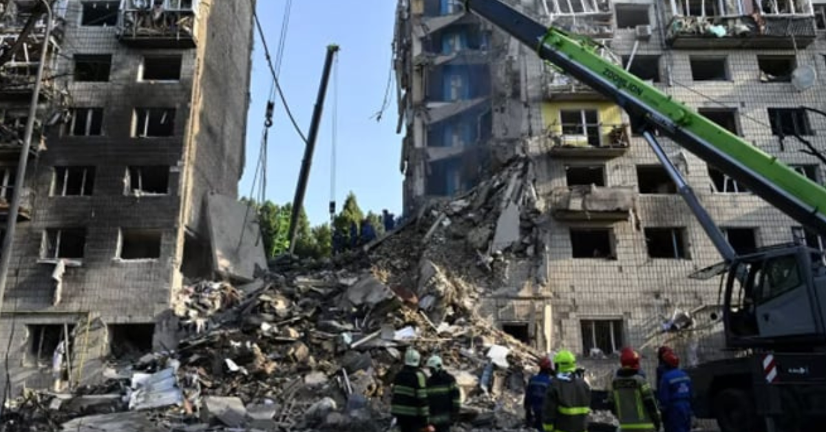 Russian attack kills 14 in Kyiv, including three children