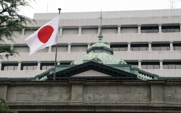 image 425776 1789704221