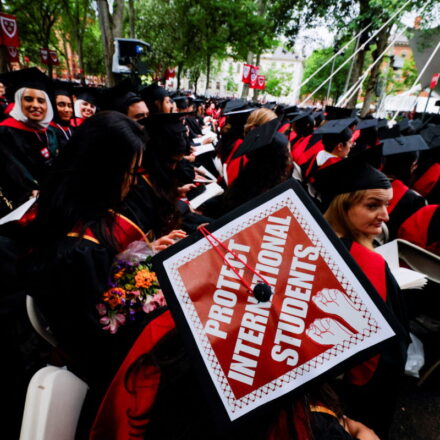 2025 05 29T151229Z 467995314 RC2QREAI45Z3 RTRMADP 3 USA COMMENCEMENT HARVARD 1200x800 1