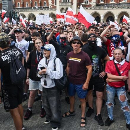 Europes far right exploits protest violence to advance anti immigration agenda