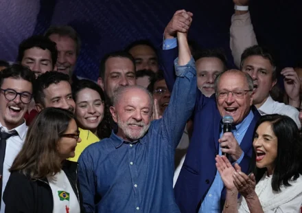 Lula wins fourth term as Flavio Bolsonaro challenges Brazil election result