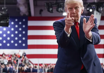 Public money federal power and political accountability in the US midterm campaign